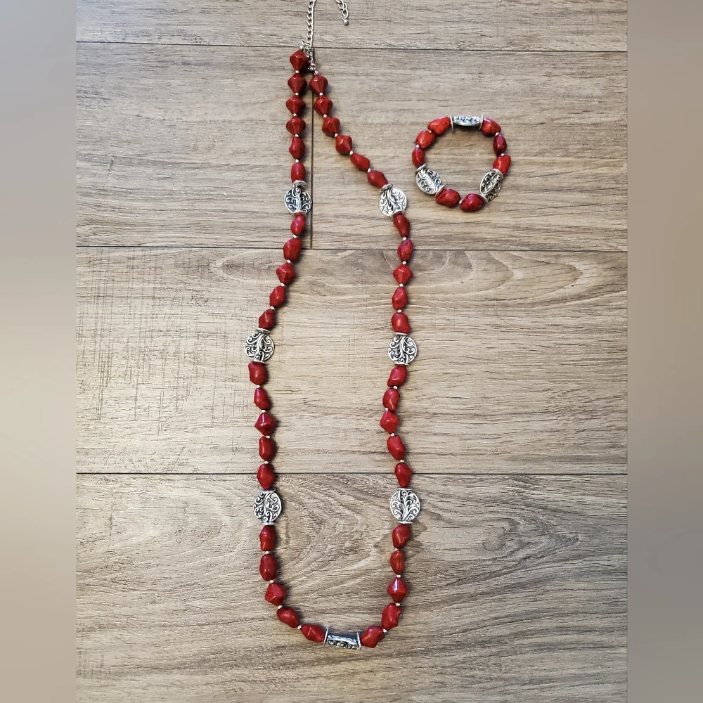 Premier Designs Salsa Necklace and‎ Bracelet